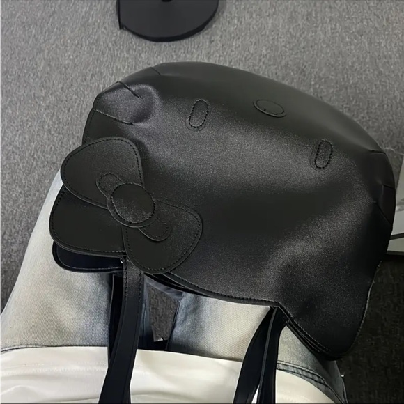 Vegan Leather Hello Kitty Purse, Hello Kitty Bag, Hello Kitty Purse - Picture 6 of 9